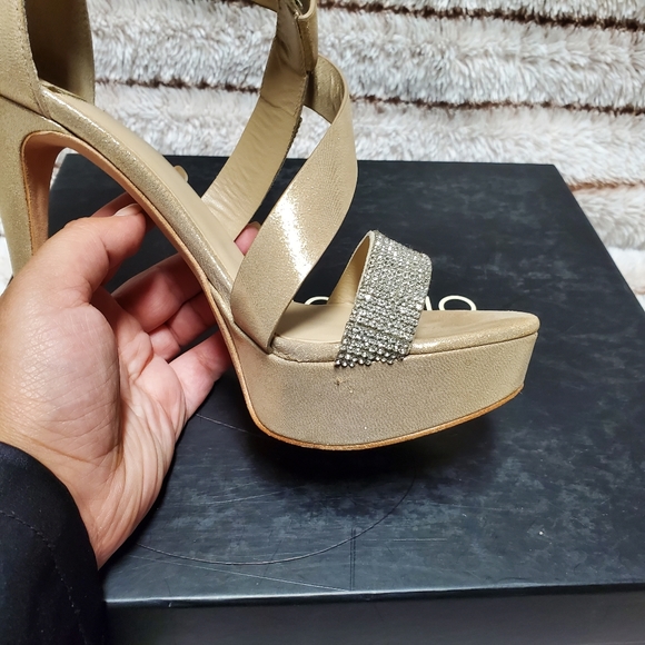 MARCIANO HEELS - Picture 6 of 7